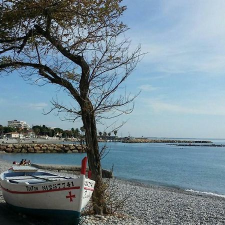 Le Laurier Cagnes-sur-Mer Exterior foto